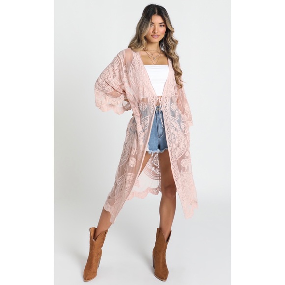 Blush Pink Scalloped Sheer Mesh Lace Boho Kimono - Picture 3 of 4